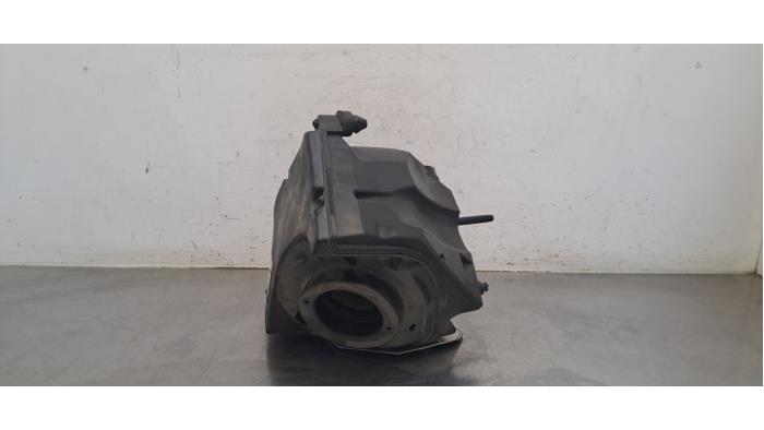 Gebruikte Luchtfilterhuis Audi A4 Avant (B9) 2.0 35 TDI Mild hybrid 16V Prijs € 133,10 Inclusief btw aangeboden door Autohandel Didier