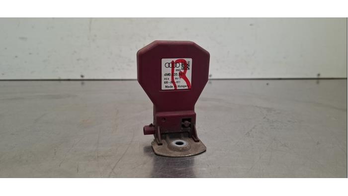 Antenne amplificateur Audi A4