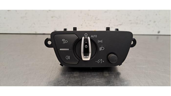 Schakelaar koplamp (afzonderlijk) Audi A4