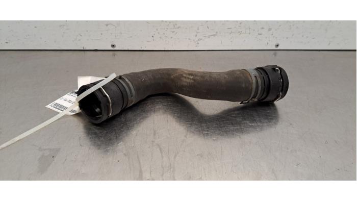 Tuyau radiateur Audi A4
