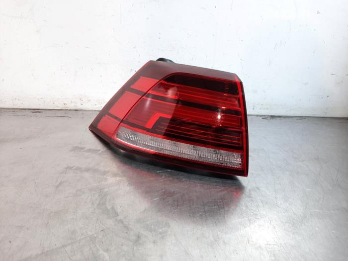 Feu arrière gauche Volkswagen Golf