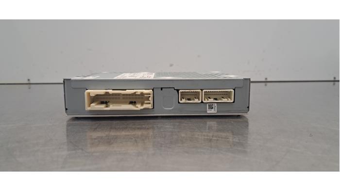 Amplificateur radio Toyota Landcruiser
