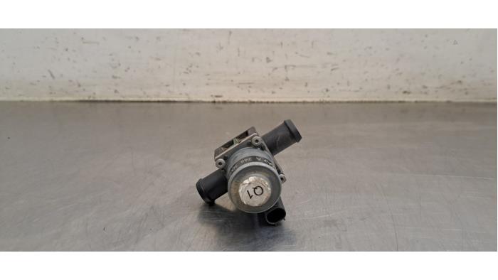 Robinet chauffage électrique Mercedes CLA