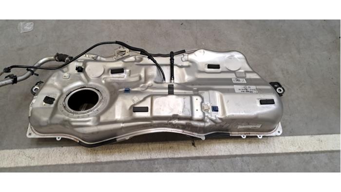 Réservoir de carburant Volvo XC90