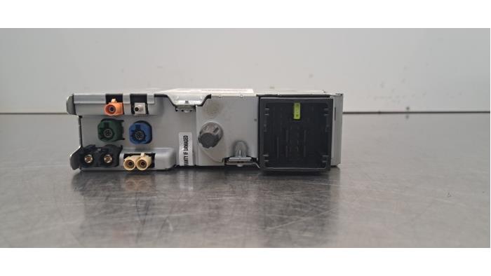 Module radio Peugeot 2008