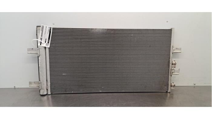 Gebruikte Airco Condensor BMW 2 serie Active Tourer (F45) 216i 1.5 TwinPower Turbo 12V Prijs € 133,10 Inclusief btw aangeboden door Autohandel Didier