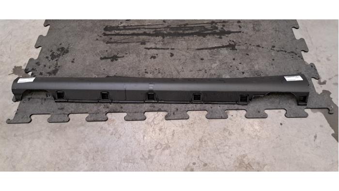 Marche-pied (list de couverture) gauche Opel Frontera