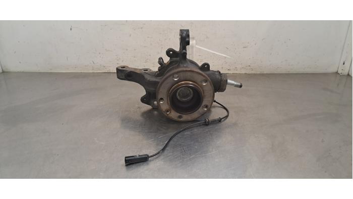 Joint avant gauche Nissan Interstar