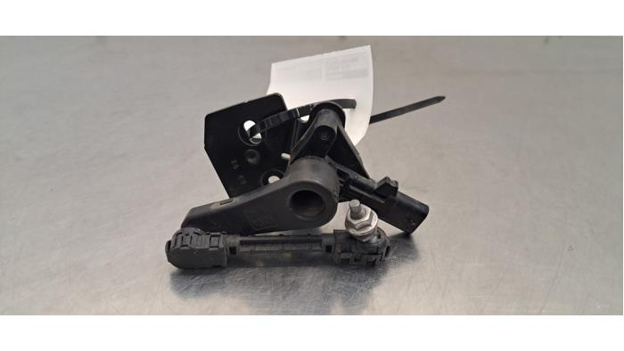 Régulateur d'hauteur Xenon Peugeot 408