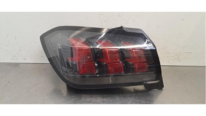 Feu arrière gauche Peugeot 208