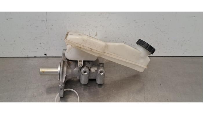 Cylindre de frein principal Peugeot 208