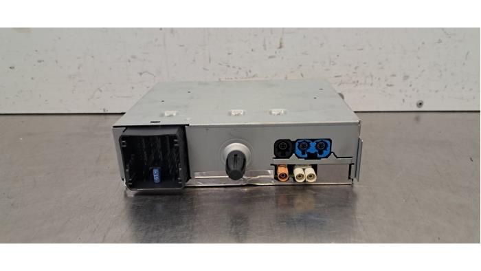 Module radio Peugeot 208