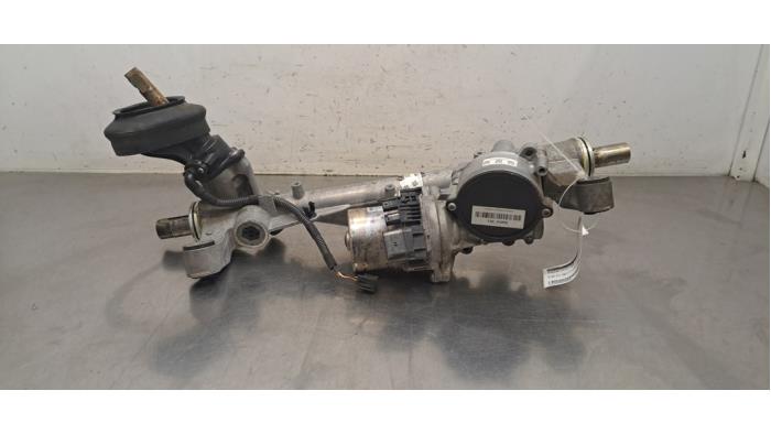 Boîtier de direction assistée Mercedes CLA