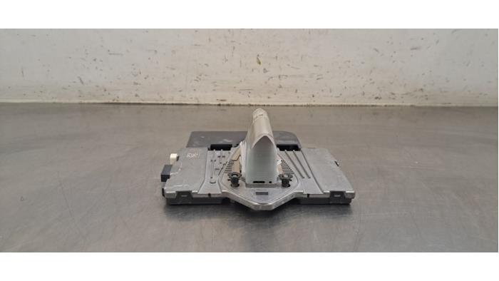 Antenne Peugeot 408