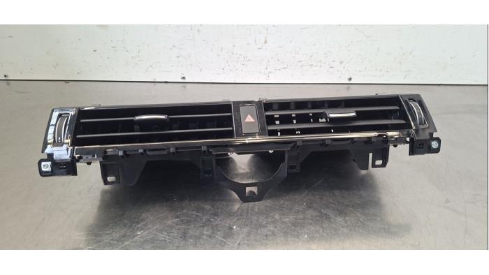 Grille aération tableau de bord Landrover Discovery