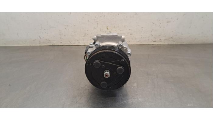 Pompe clim Jeep Avenger