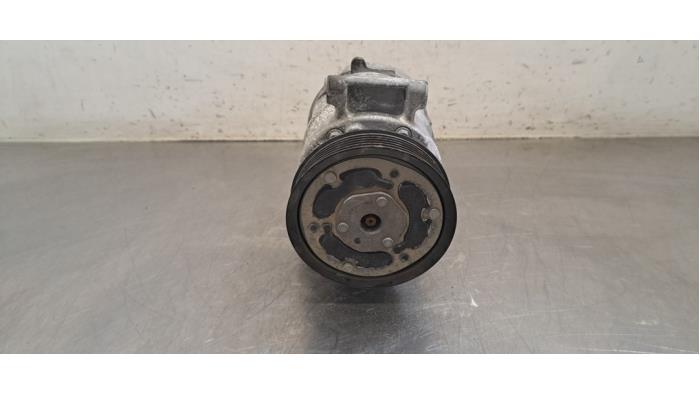 Pompe clim Volkswagen Golf