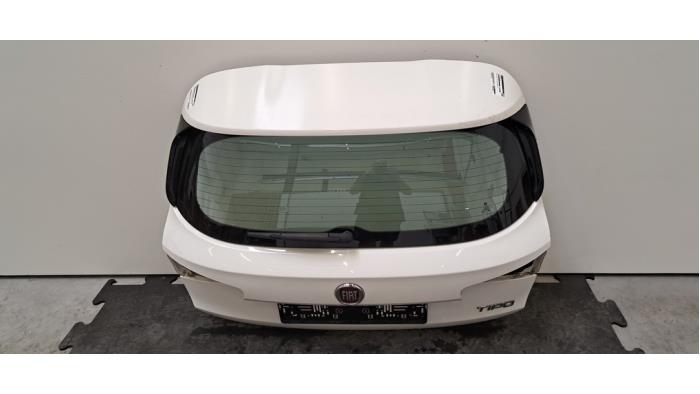 Hayon Fiat Tipo