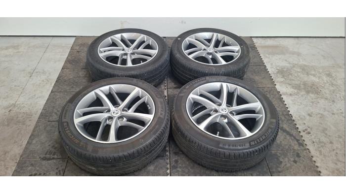Kit jantes + pneumatiques MG EHS