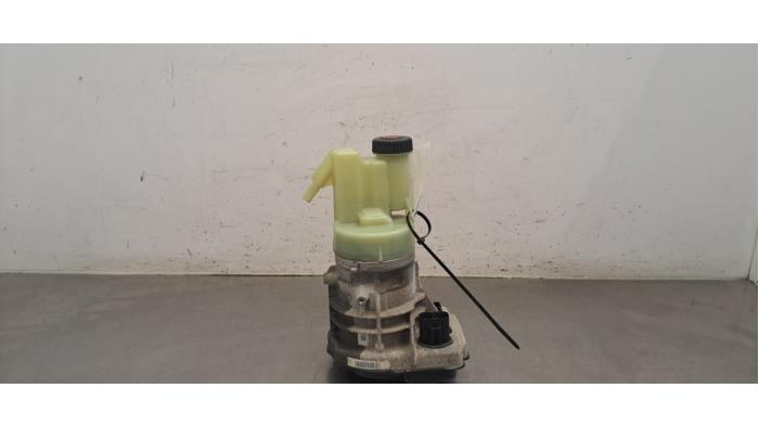 Pompe direction assistée Renault Master