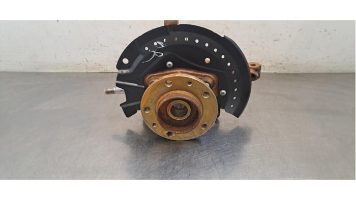 Joint avant droit Nissan Interstar