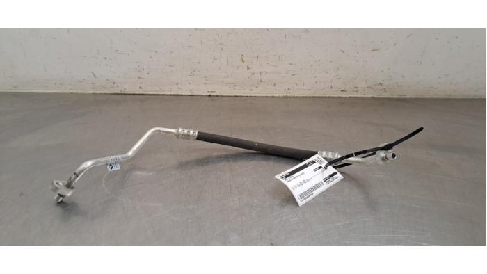 Tubo de ar condicionado Nissan Interstar