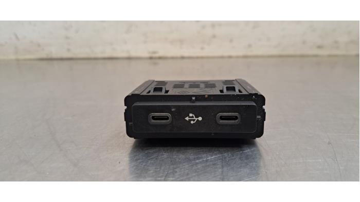 Connexion USB Nissan Interstar