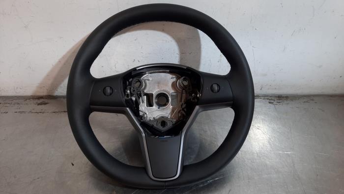 Volant Tesla Model 3