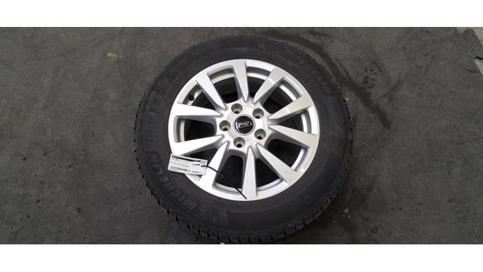 Jante + pneu d'hiver Ford Tourneo Connect
