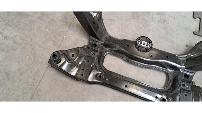 Subframe van een Nissan Interstar 2.0 DCI 150 2025