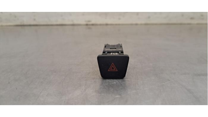 Commutateur éclairage d'urgence Ford Focus