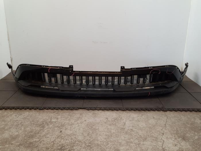 Spoiler pare-choc avant Renault Austral