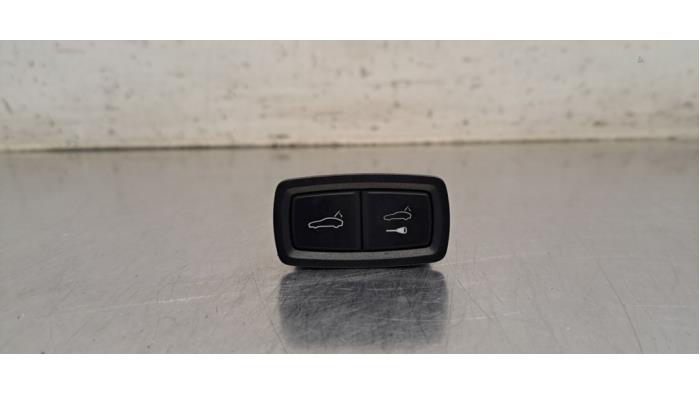 Commutateur hayon Porsche Panamera