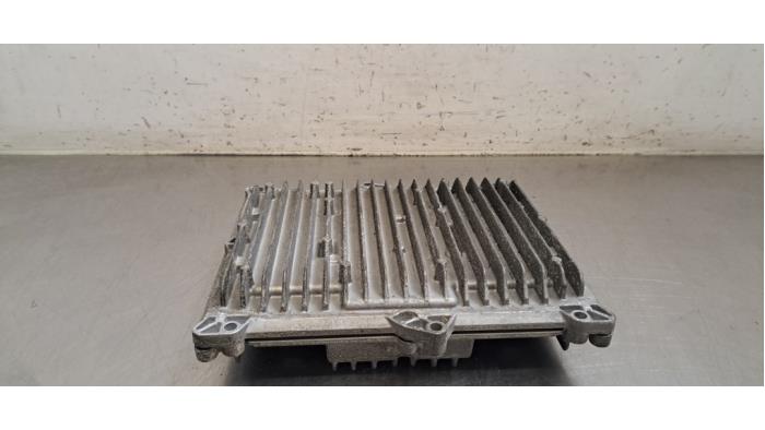 Ordinateur gestion moteur Porsche Panamera