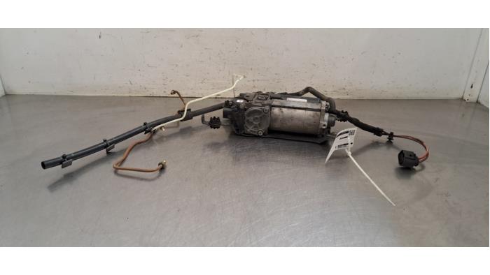 Pompe à air (suspension) Porsche Panamera