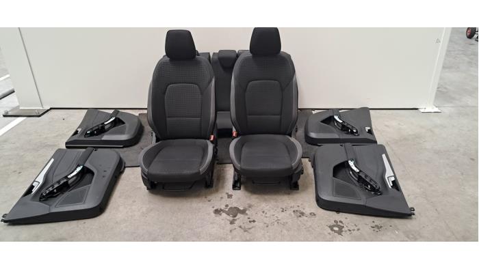 Kit revêtement (complet) Ford Focus