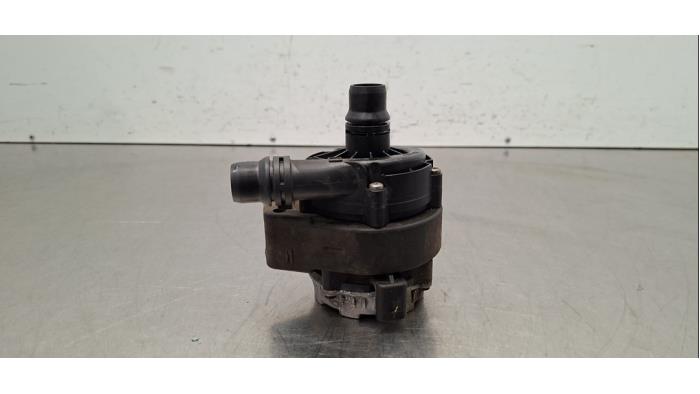 Pompe à eau supplémentaire Opel Astra