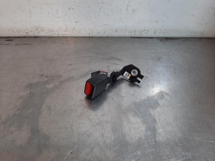 Insertion ceinture de sécurité arrière droite BMW 2-Série