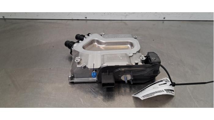 DC/CD convertisseur Peugeot 408