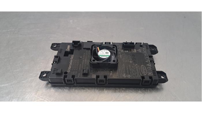 Chargeur sans fil Mercedes GLC-Klasse