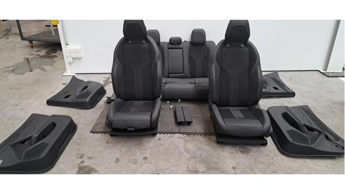 Kit revêtement (complet) Peugeot 408