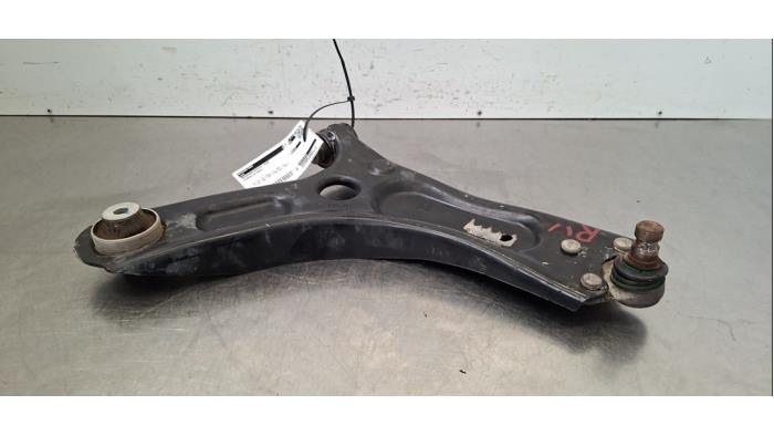 Bras de suspension avant droit Citroen C3