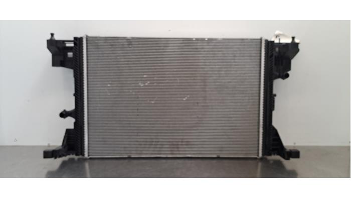 Radiateur Mercedes EQA