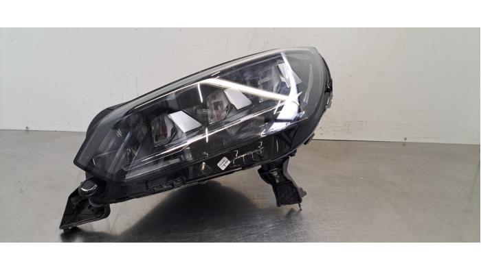 Phare gauche Peugeot 2008