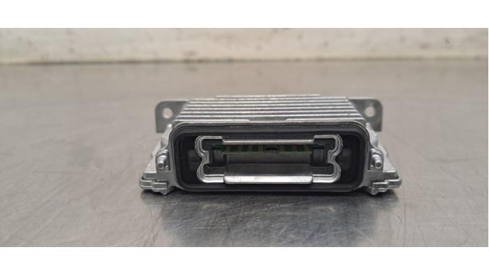 Module Xenon Peugeot Traveller