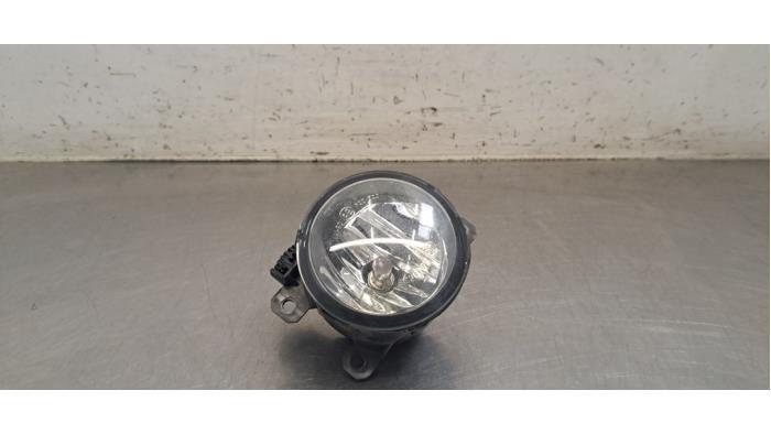 Feu antibrouillard avant gauche Peugeot Traveller