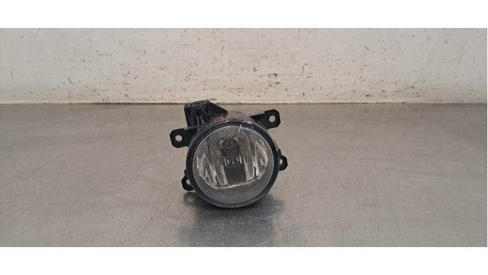 Feu antibrouillard avant droit Peugeot Traveller