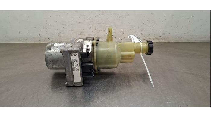 Pompe direction assistée Peugeot Traveller