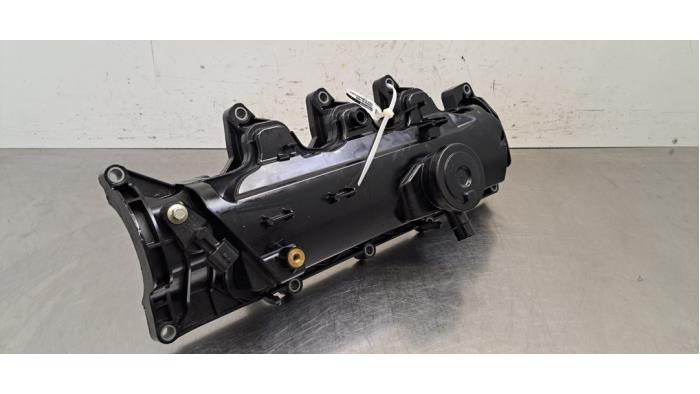 Couvercle soupapes Renault Clio