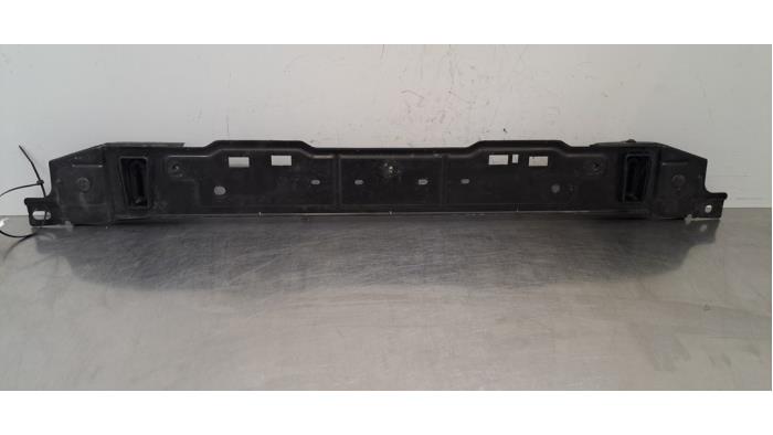 Barre radiateur Opel Astra